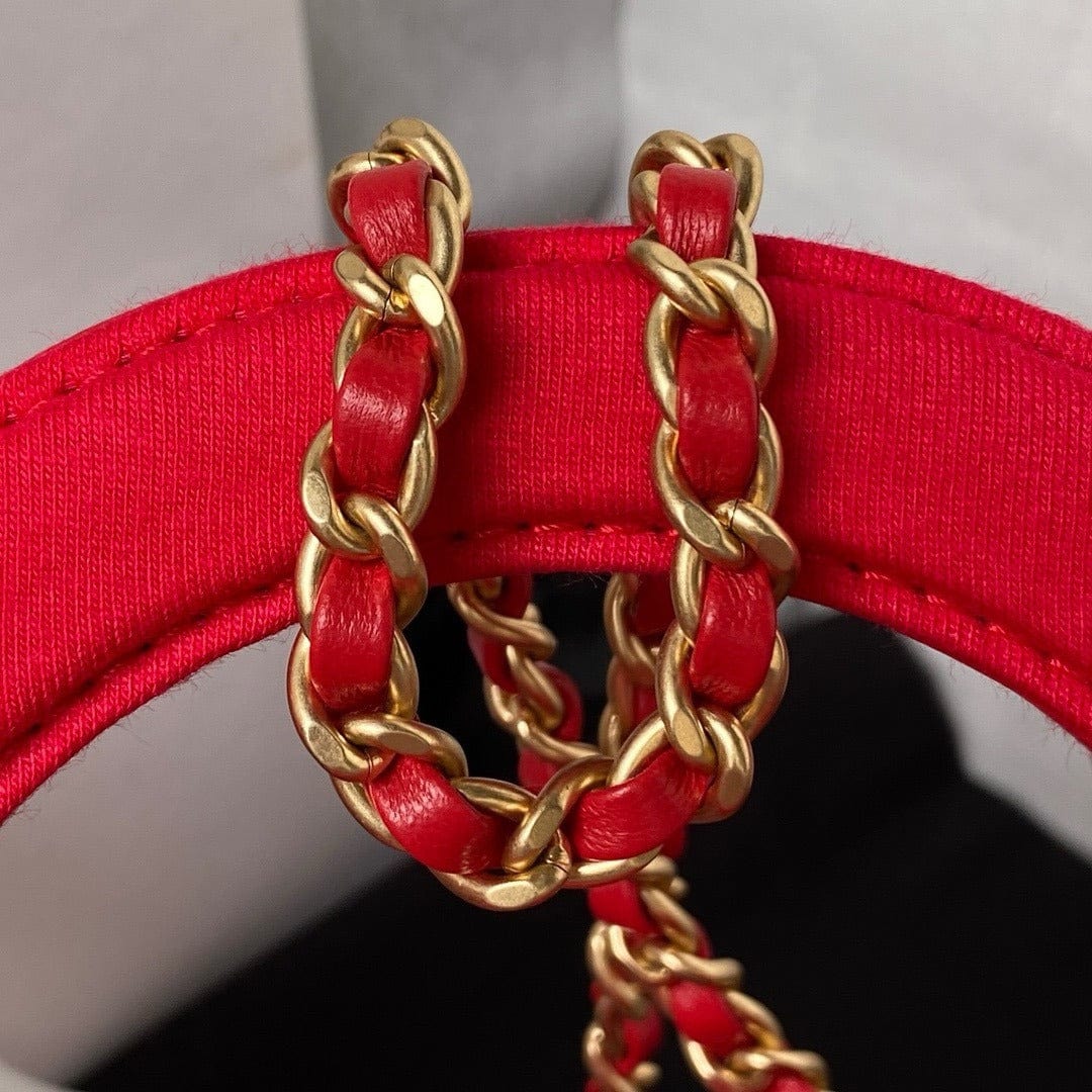 Chanel Matelassé Handbag – Red Canvas
