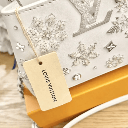 Louis Vuitton – Capucines Mini Bag