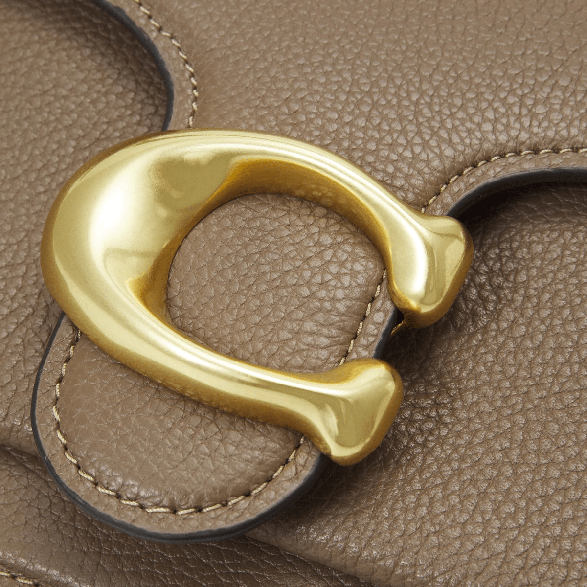 Coach Tabby Shoulder Bag 26