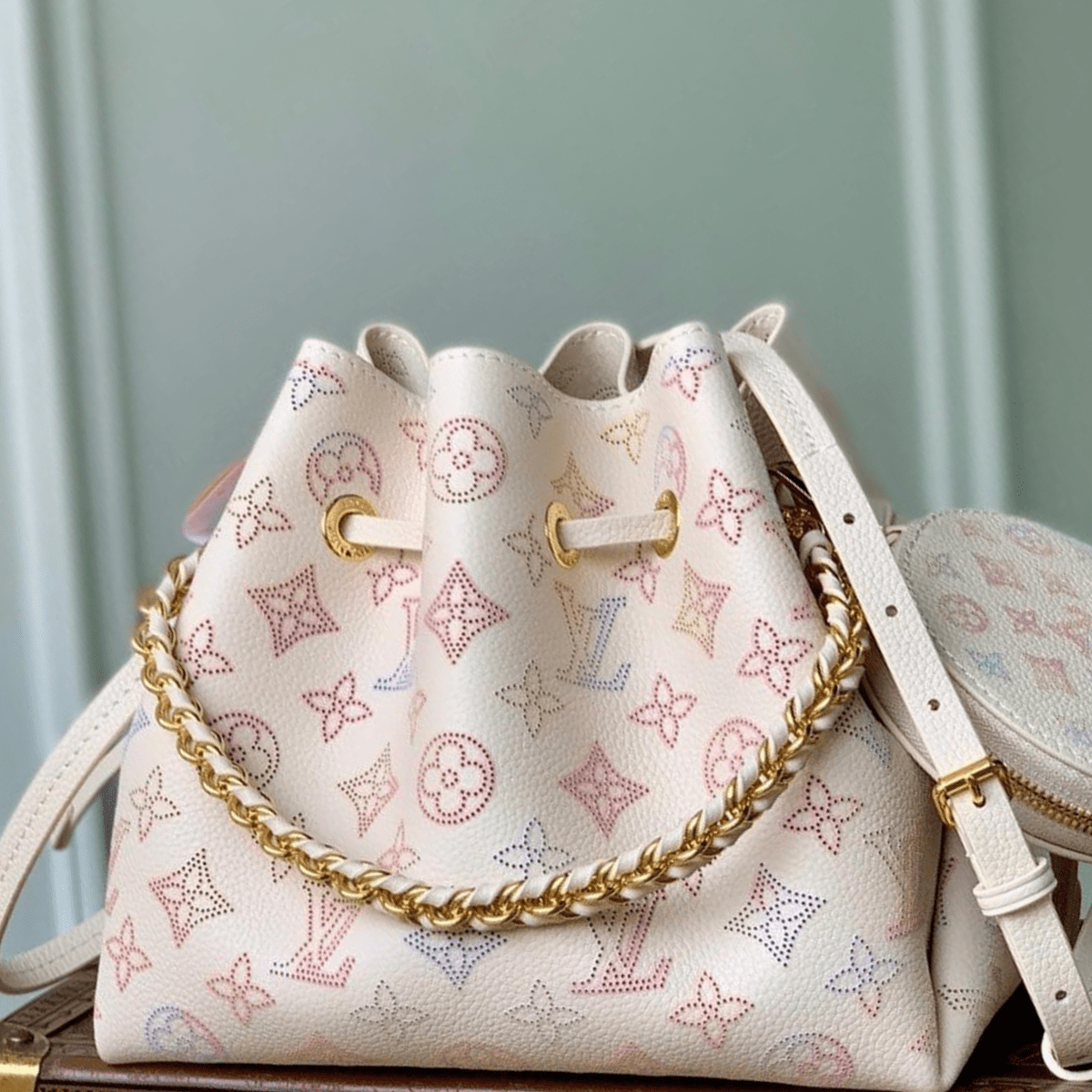 Louis Vuitton – Bella Bag