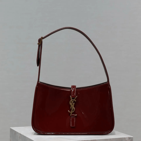 Yves Saint Laurent – The 5 to 7 Leather Bag