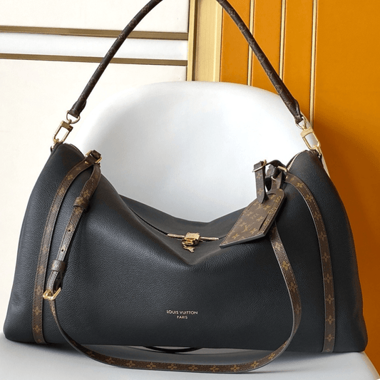 Louis Vuitton – Express PM Bag