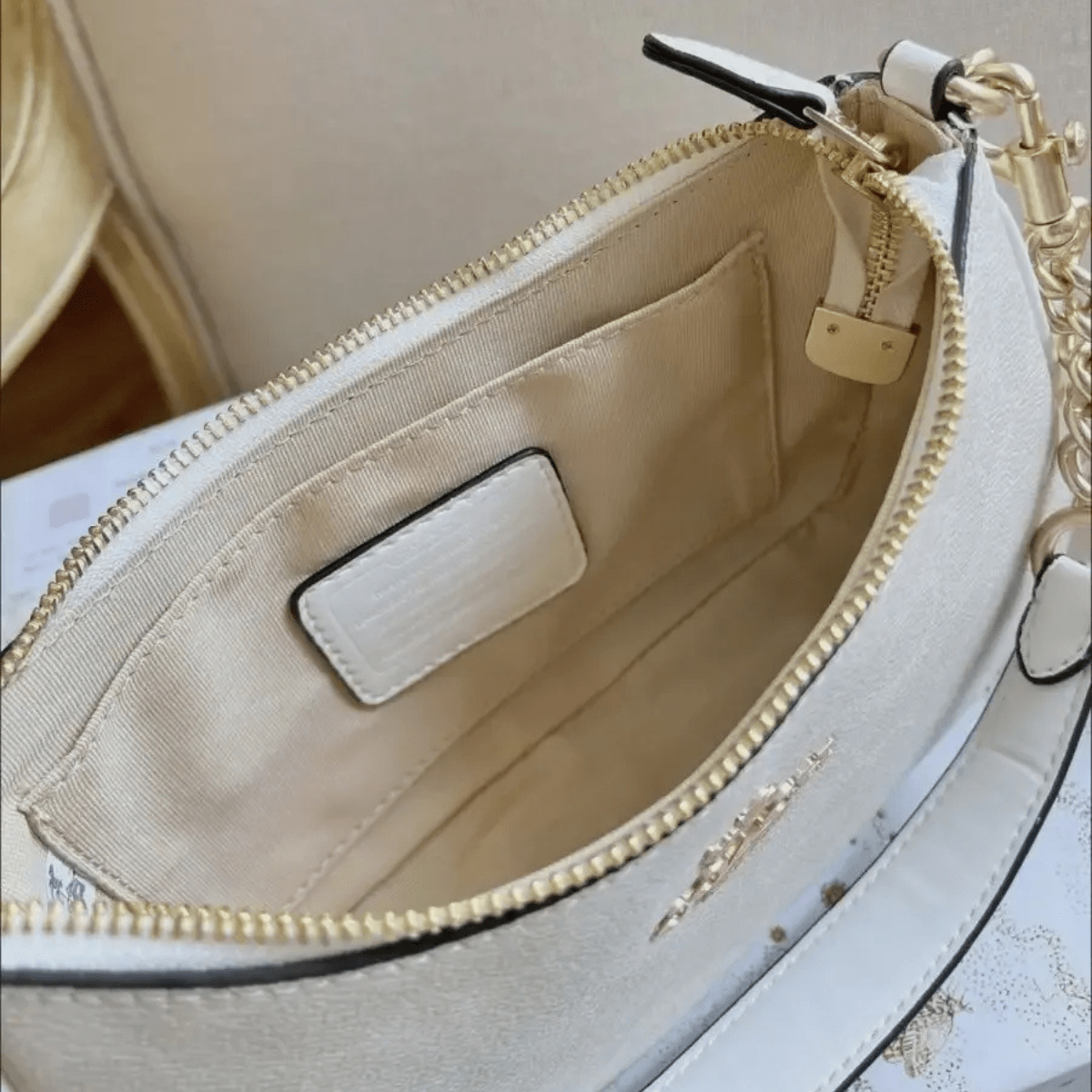 Coach – Set: Lockup Leather Slide Sandal & Teri Signature Canvas Bag