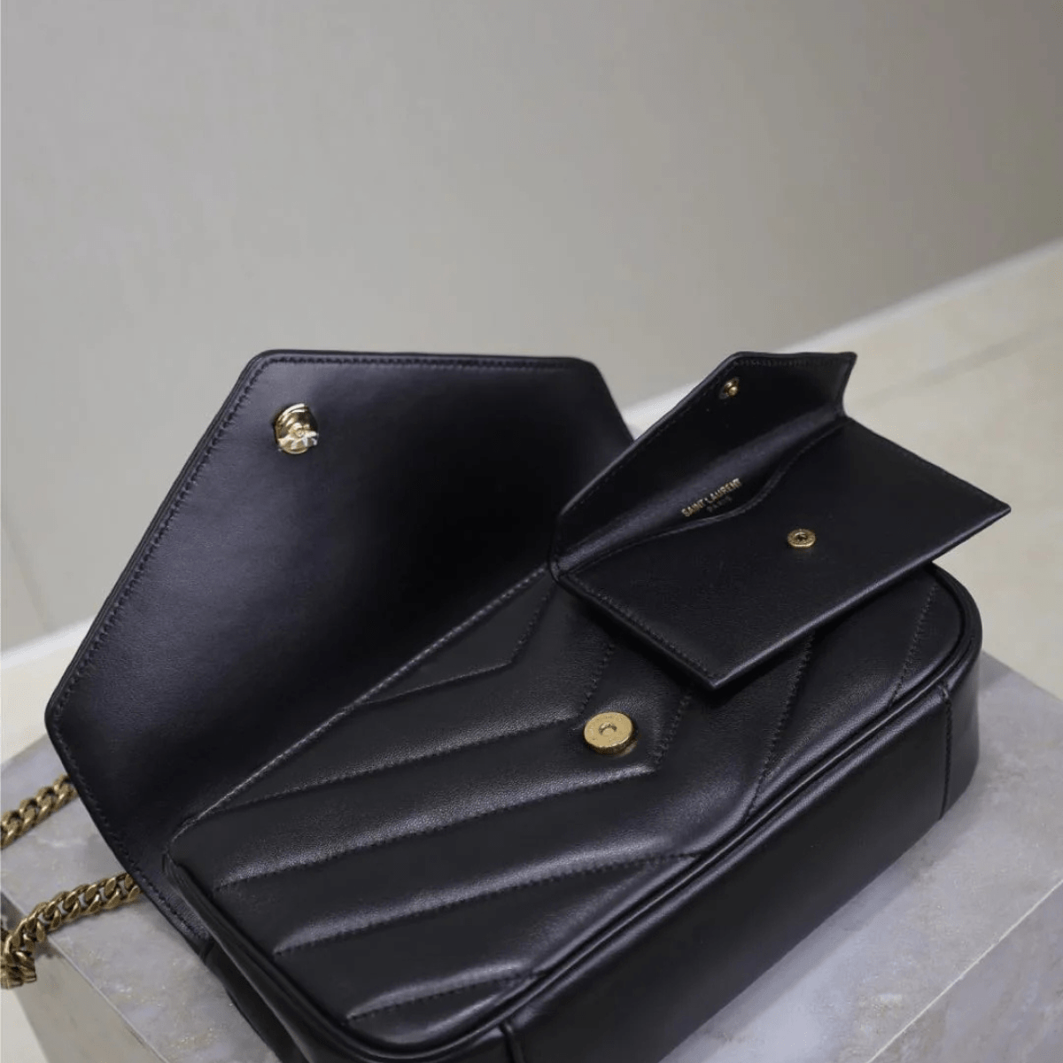 YSL Signature Set – Loulou Bag & Opyum Sandal