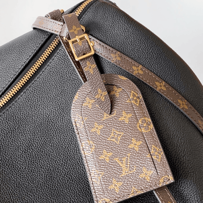 Louis Vuitton – Express PM Bag