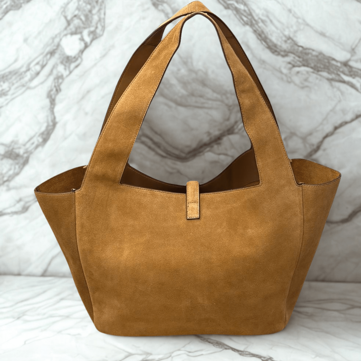 Saint Laurent – Le 5 à 7 Bea suede bag