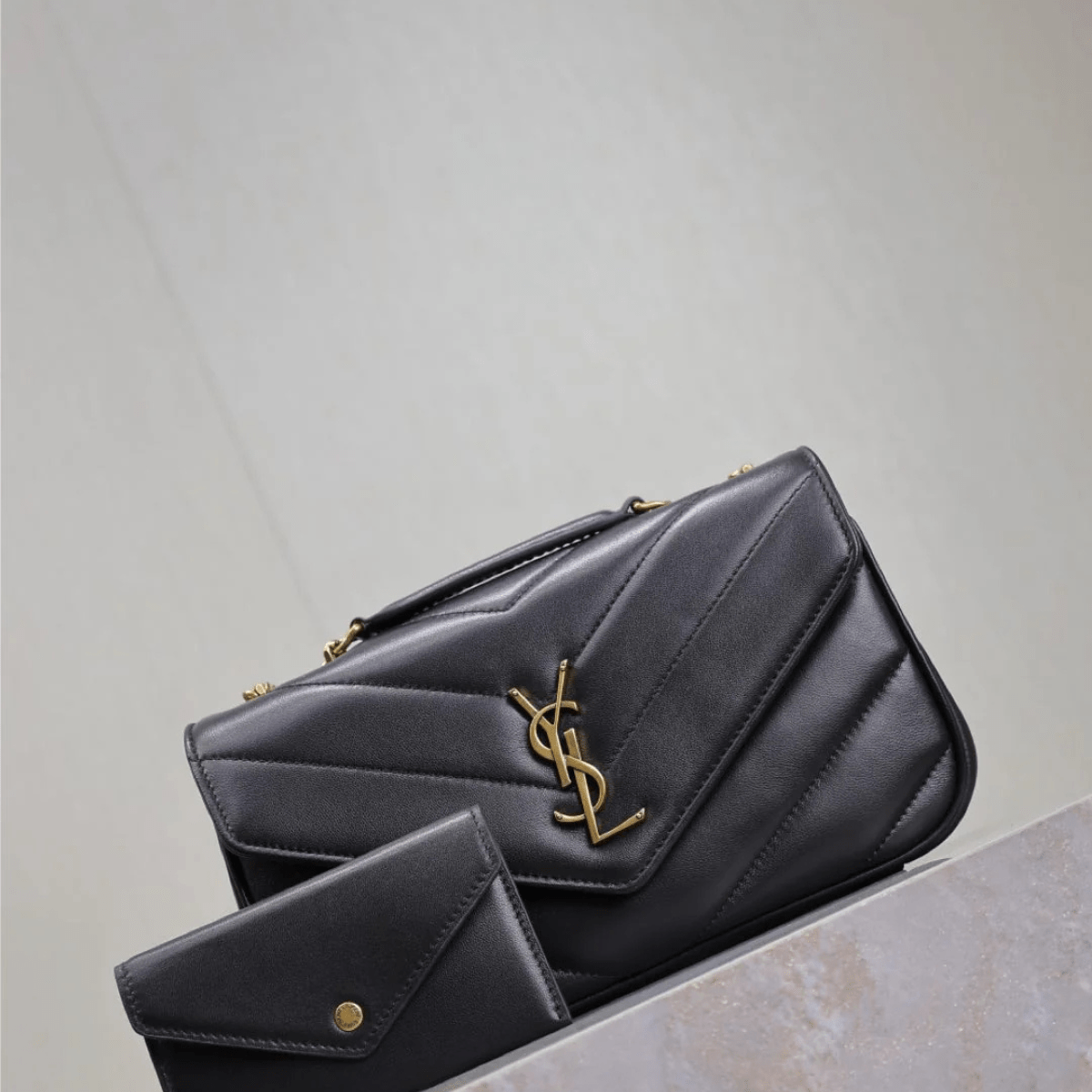 YSL Signature Set – Loulou Bag & Opyum Sandal