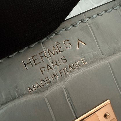 Hermès Set – Kelly 28 Vert d’Eau Alligator Limitierte Edition & Oran Sandalen Grün
