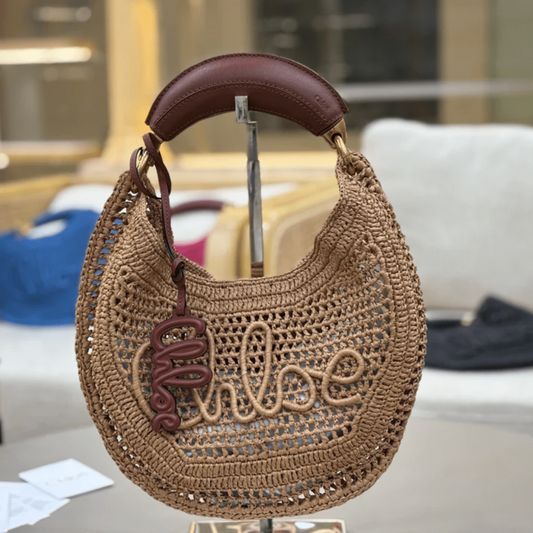 Chloé Hot Summer Banana Bag Made Of Raffia
