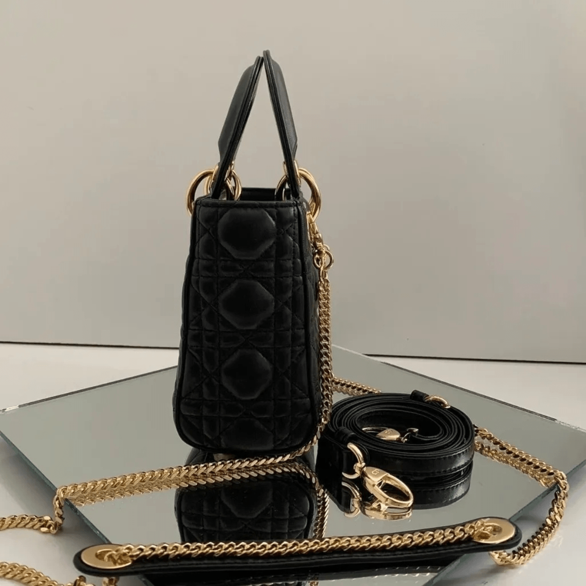 Dior – Set: Mini Lady Dior bag In Black & Dior Chrono Sneakers