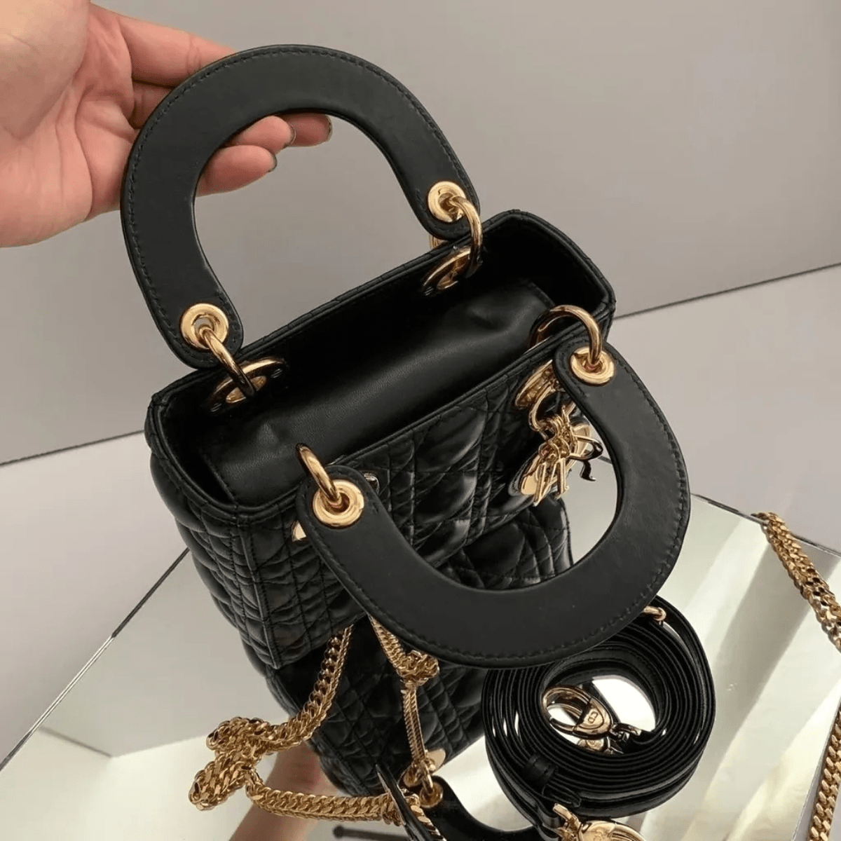 Dior – Set: Mini Lady Dior bag In Black & Dior Chrono Sneakers
