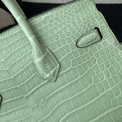 Hermès Kelly 28 Vert d’Eau Alligator – Limitierte Edition