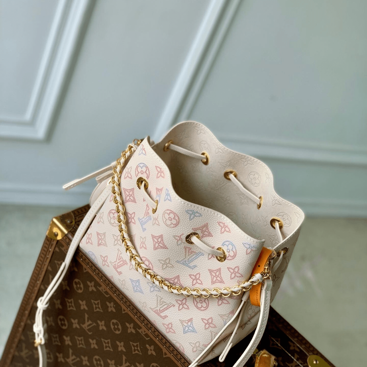Louis Vuitton – Bella Bag