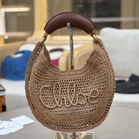 Chloé Hot Summer Banana Bag Made Of Raffia