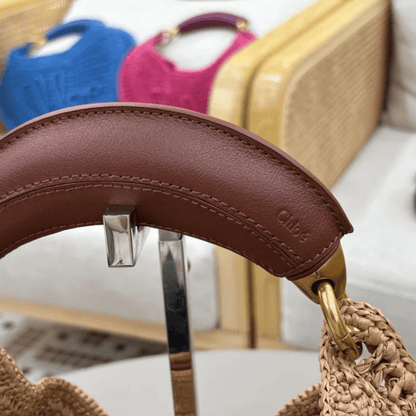 Chloé Hot Summer Banana Bag Made Of Raffia