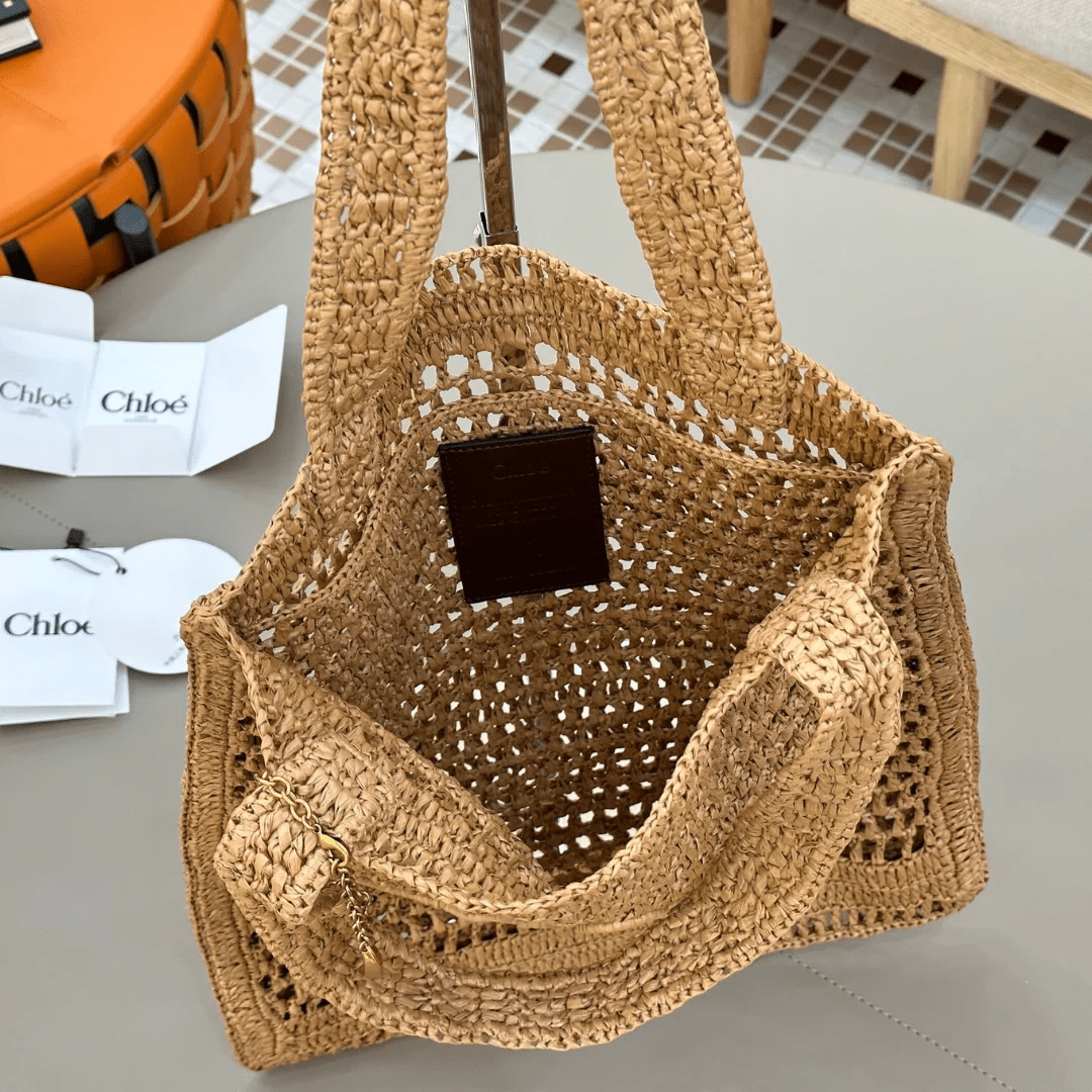 Chloé – Summer Banana Raffia Bag