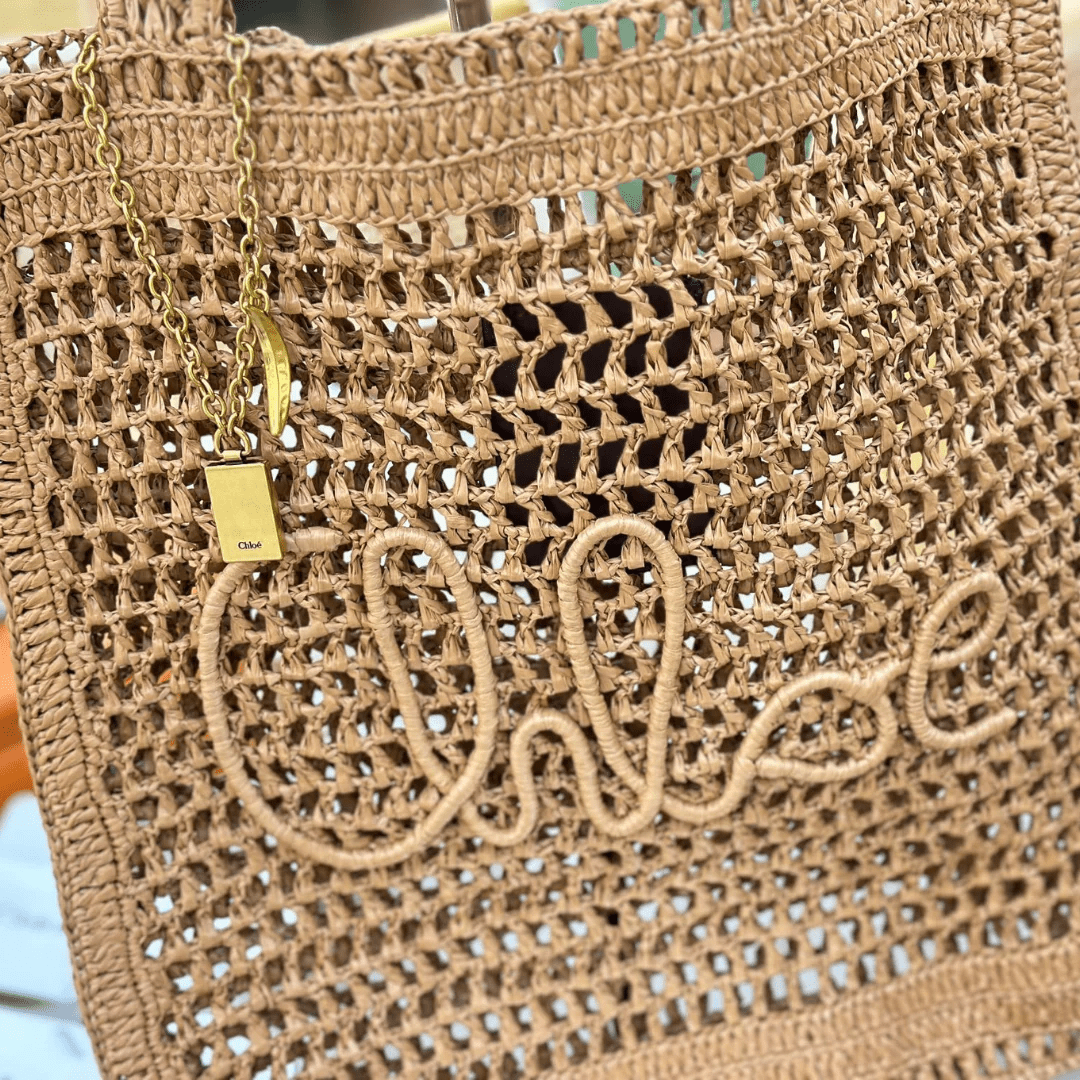 Chloé – Summer Banana Raffia Bag