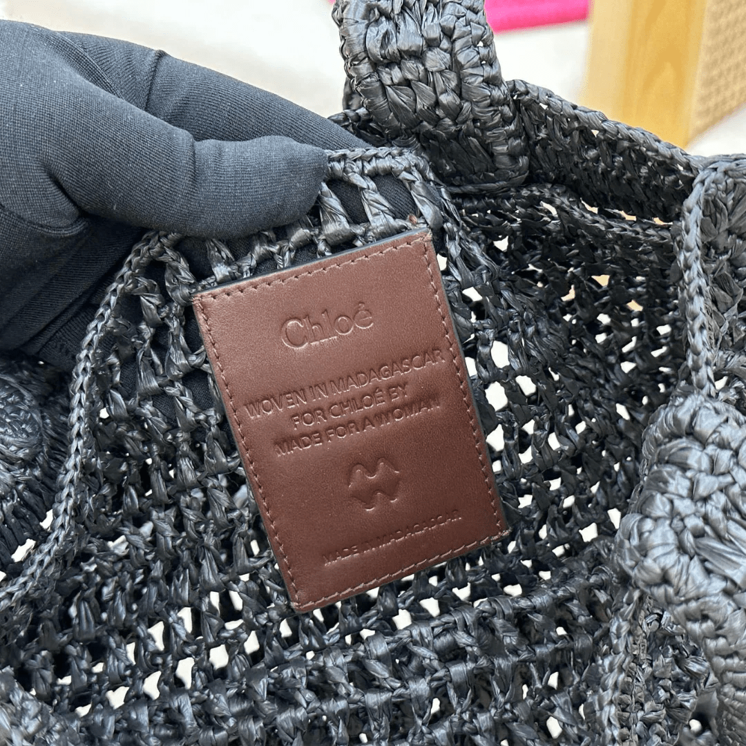 Chloé – Summer Banana Raffia Bag