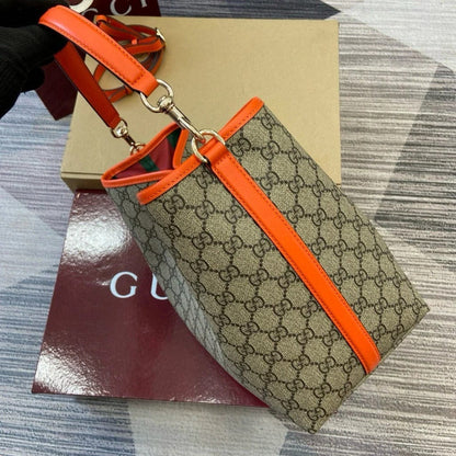 Gucci – Medium GG Emblem Bucket Bag