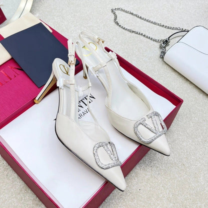 Valentino Garavani – VLogo Signature Diamond Slingbacks in white calfskin
